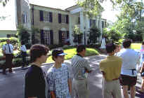 Put yourself in this picture on a visit to Graceland 